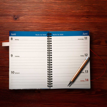 Uli Stein Seniorenkalender mit Spiralbindung und Gummiband 2026